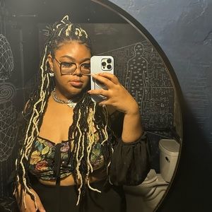 Meet your Posher, Praise